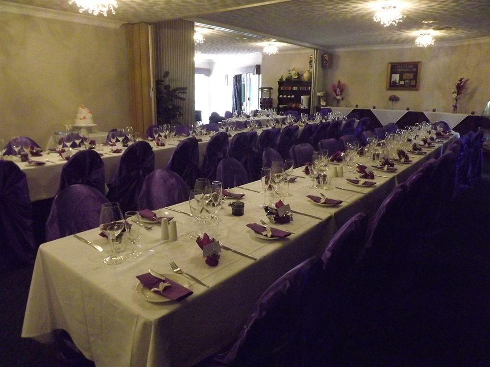 Hampton Villa Motel Рокхемптън Екстериор снимка