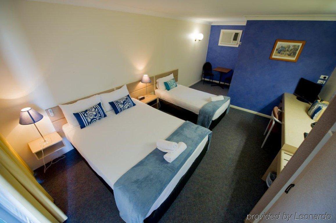 Hampton Villa Motel Рокхемптън Екстериор снимка
