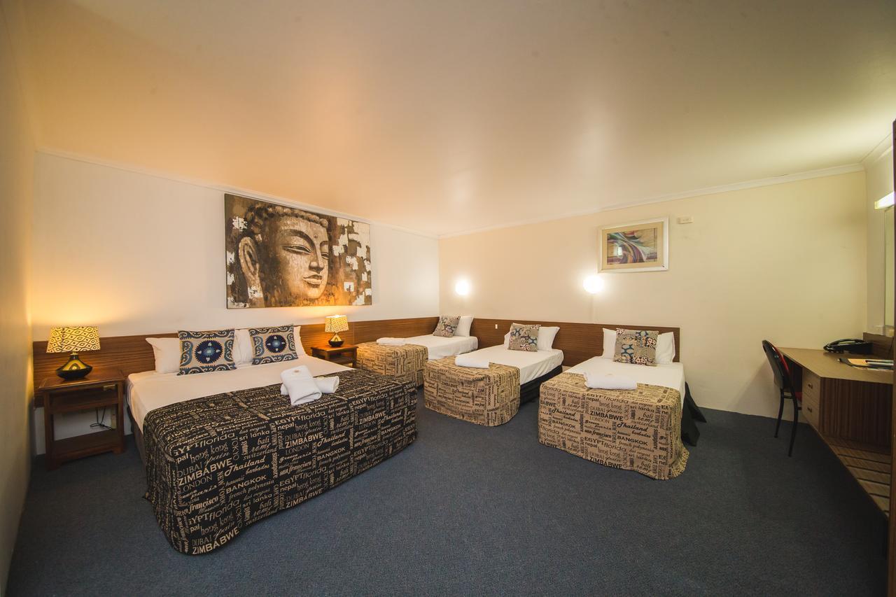 Hampton Villa Motel Рокхемптън Екстериор снимка