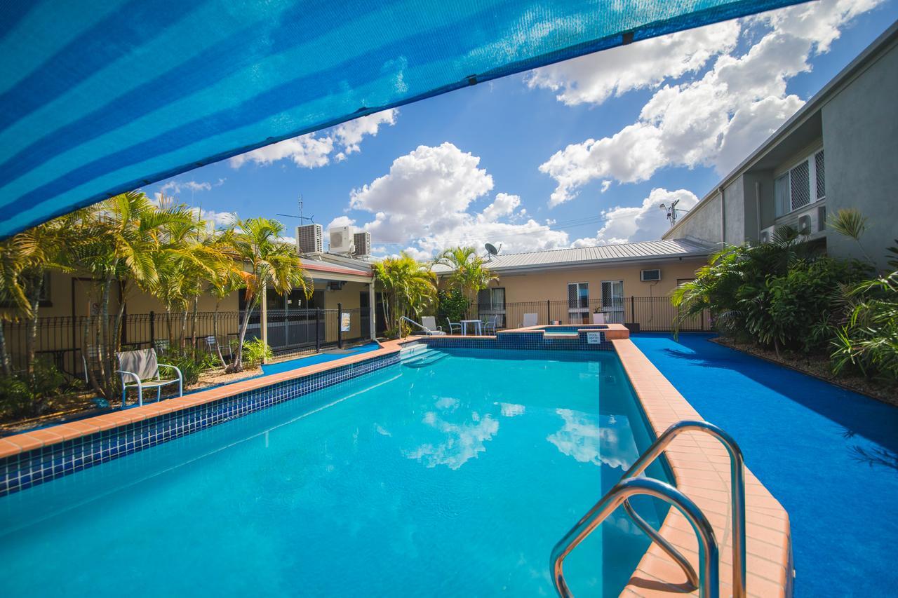 Hampton Villa Motel Рокхемптън Екстериор снимка