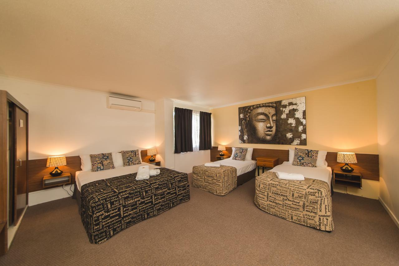 Hampton Villa Motel Рокхемптън Екстериор снимка