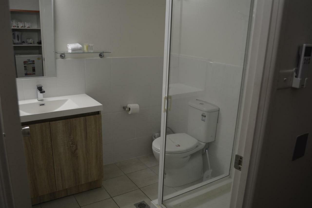 Hampton Villa Motel Рокхемптън Екстериор снимка